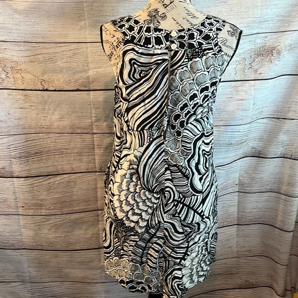 Trina Turk Casual Dress Black & White Abstract Design Cotton Silk Size Small - Picture 8 of 11